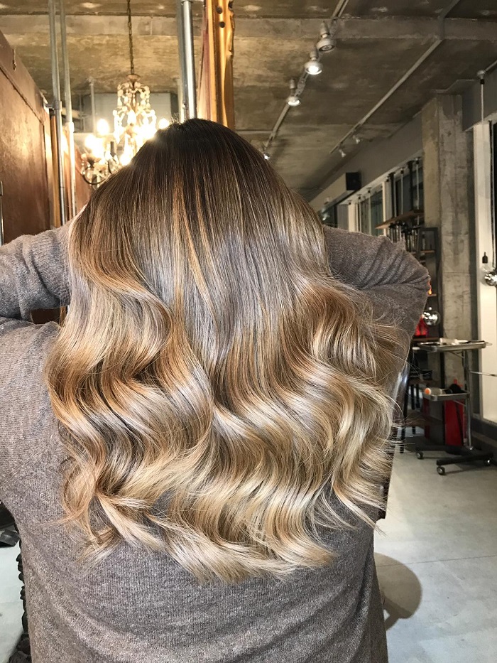 face framing and versatility for balayage techniques