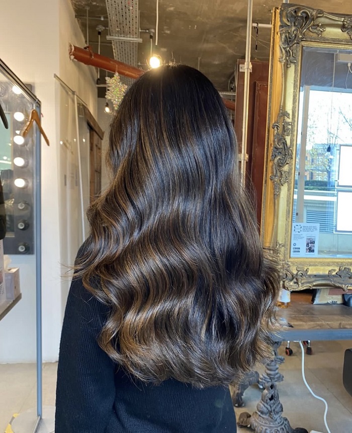 natural brown balayage for your spring parties