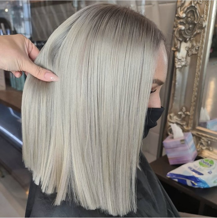 full blonde highlights at the Clapham salon