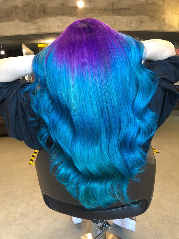 mermaid hair with waves and vivid colour