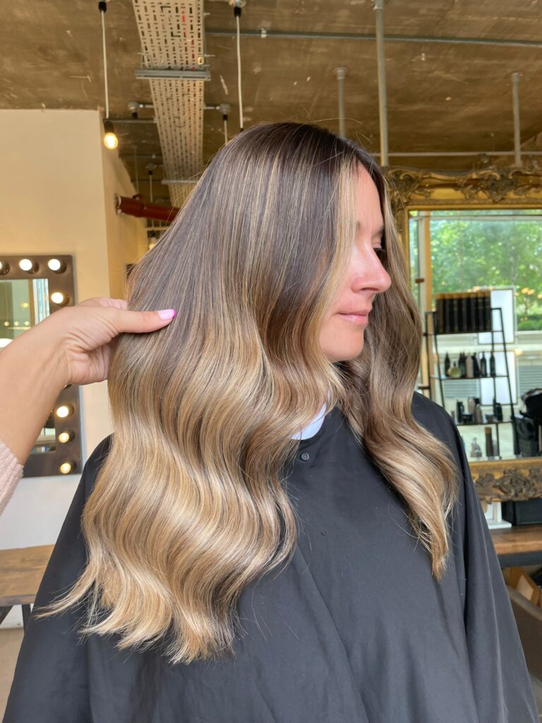 blonde-balayage-bronde-balayage-bronde-hair-natural-balayage-sunkissed-balayage-natural-gradient-vauxhall-balayage-vauxhall-hair-salon-best-london-hair-salon