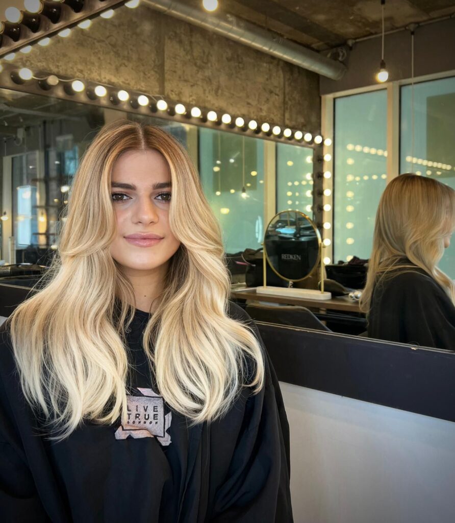 Balayage blonde deals hair