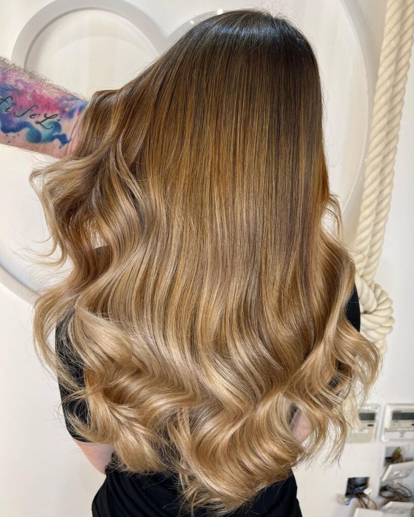 best colour salon in london, best hair colour salon, best salon london, best balayage london, best highlights london, balayage soho, vauxhall, clapham blonde balayage, best blonde london 3