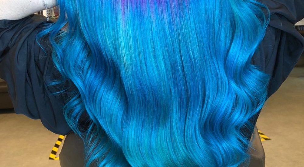 mermaid hair with waves and vivid colour